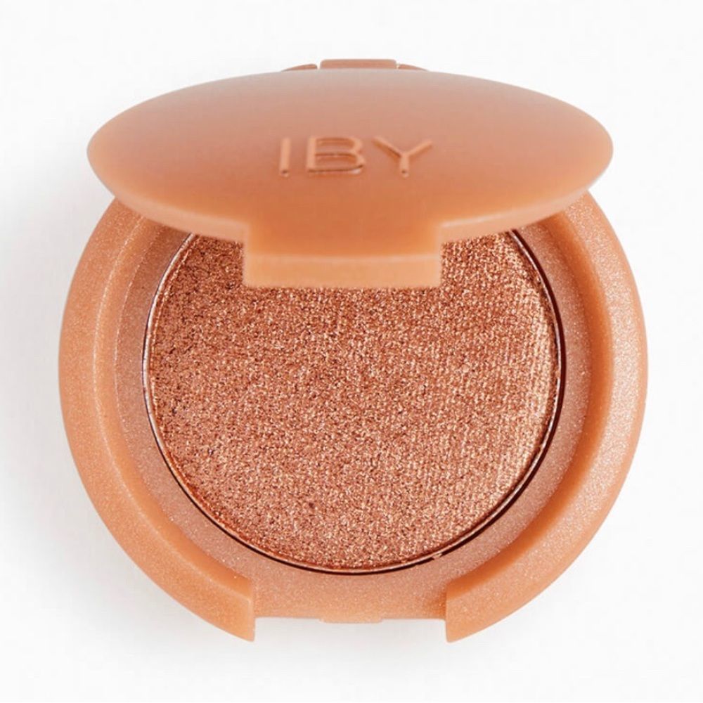 NWT IBY Beauty Dream Maker Eyeshadow in “Stargazer”